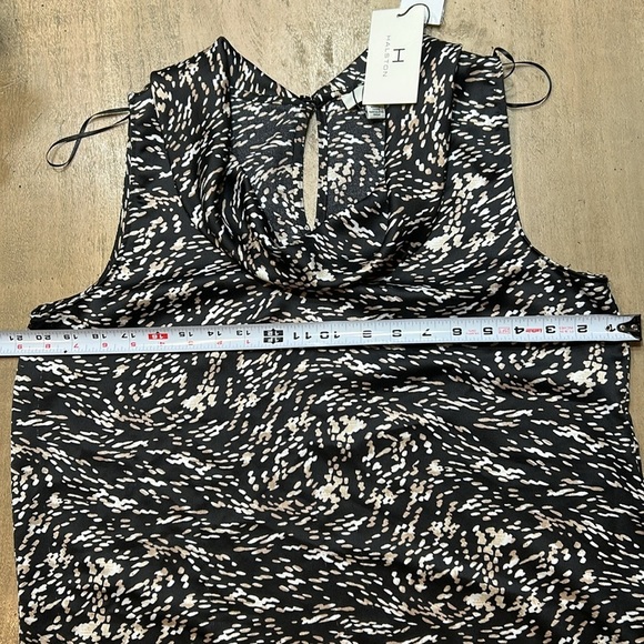 Halston cowl neck blouse, NWT, size Medium - Picture 4 of 8